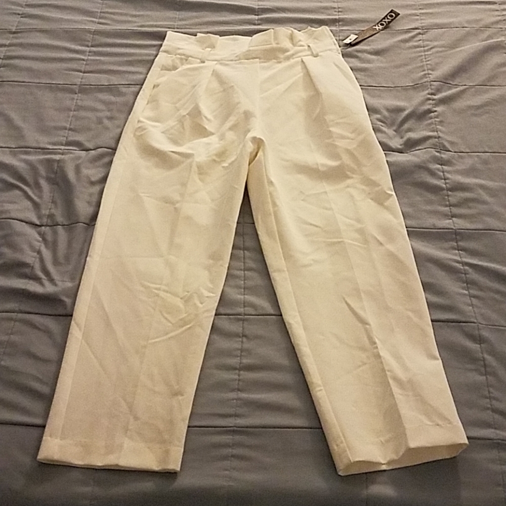 NWTS XOXO SIDE ZIPPER DRESS SLACKS. SIZE MEDIUM